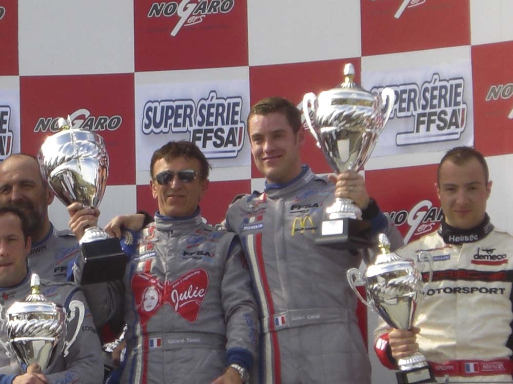 podium (12)