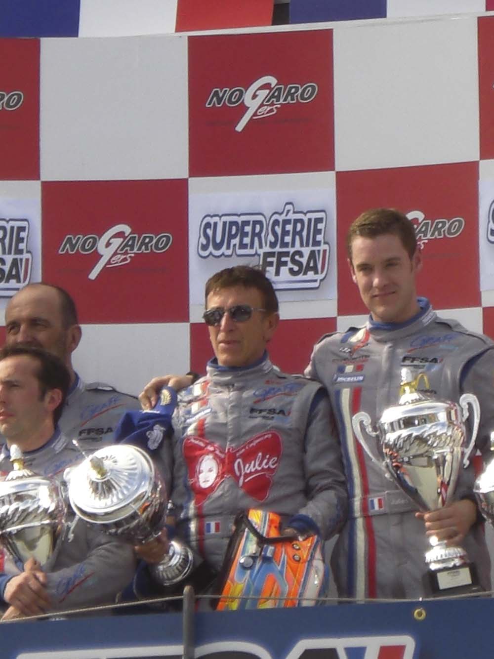 podium (16)